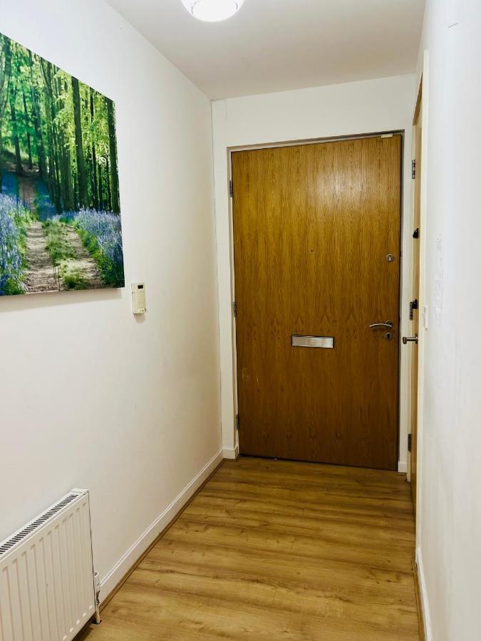 Fabulous 1Bed 1Bath Ground Floor Shared Accommodation ,Only Double Room Edinburgh Ngoại thất bức ảnh